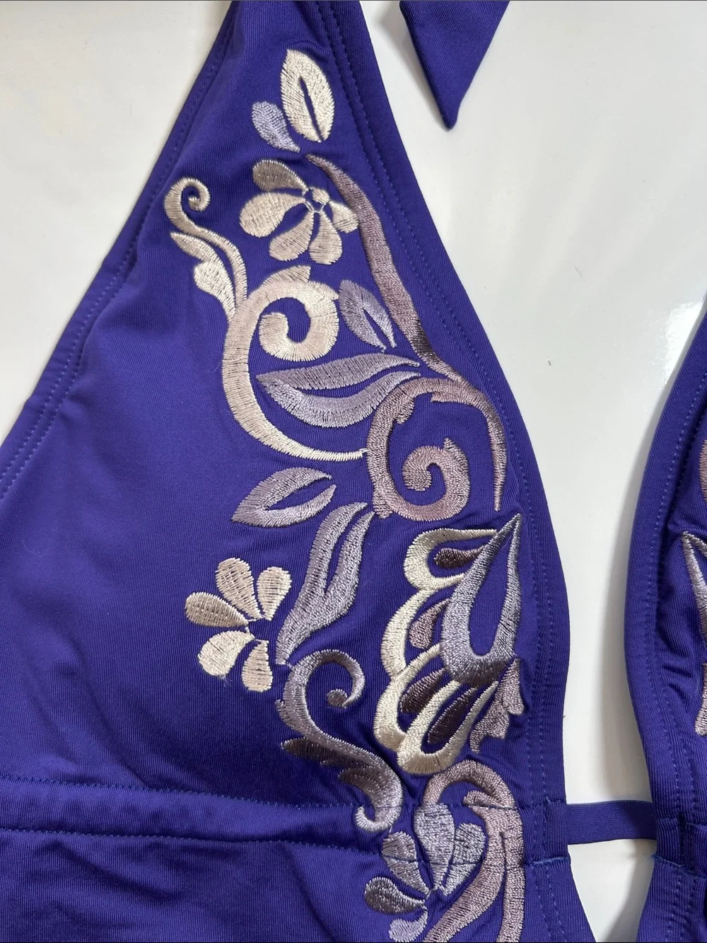 Laundry By Shelli Segal gorgeous royal